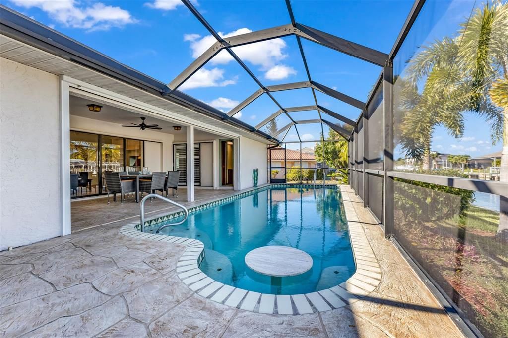 For Sale: $749,000 (3 beds, 3 baths, 2217 Square Feet)