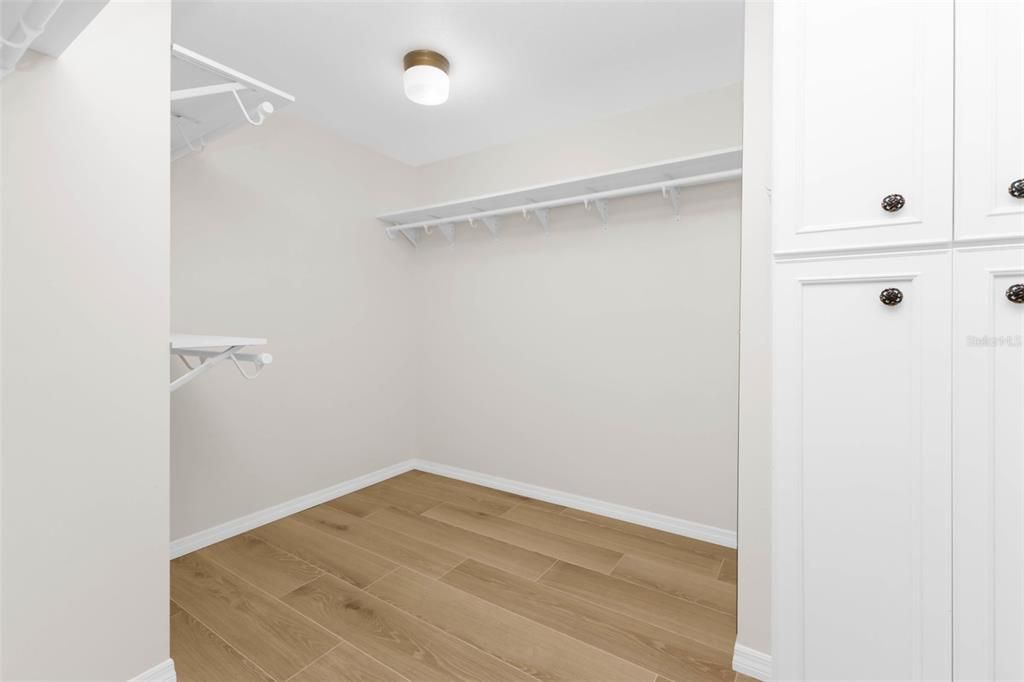 For Sale: $749,000 (3 beds, 3 baths, 2217 Square Feet)