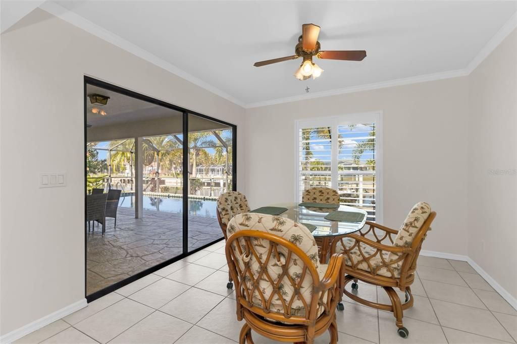 For Sale: $749,000 (3 beds, 3 baths, 2217 Square Feet)