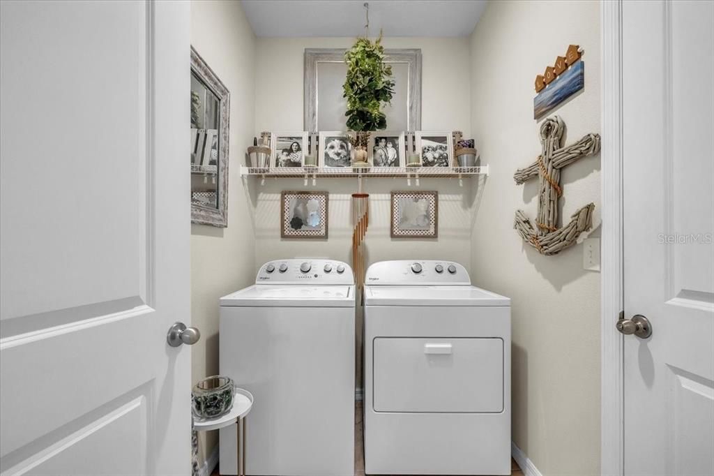 На продажу: $499,000 (3 спален, 2 ванн, 2045 Квадратных фут)