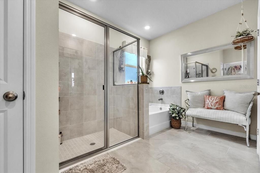 На продажу: $499,000 (3 спален, 2 ванн, 2045 Квадратных фут)