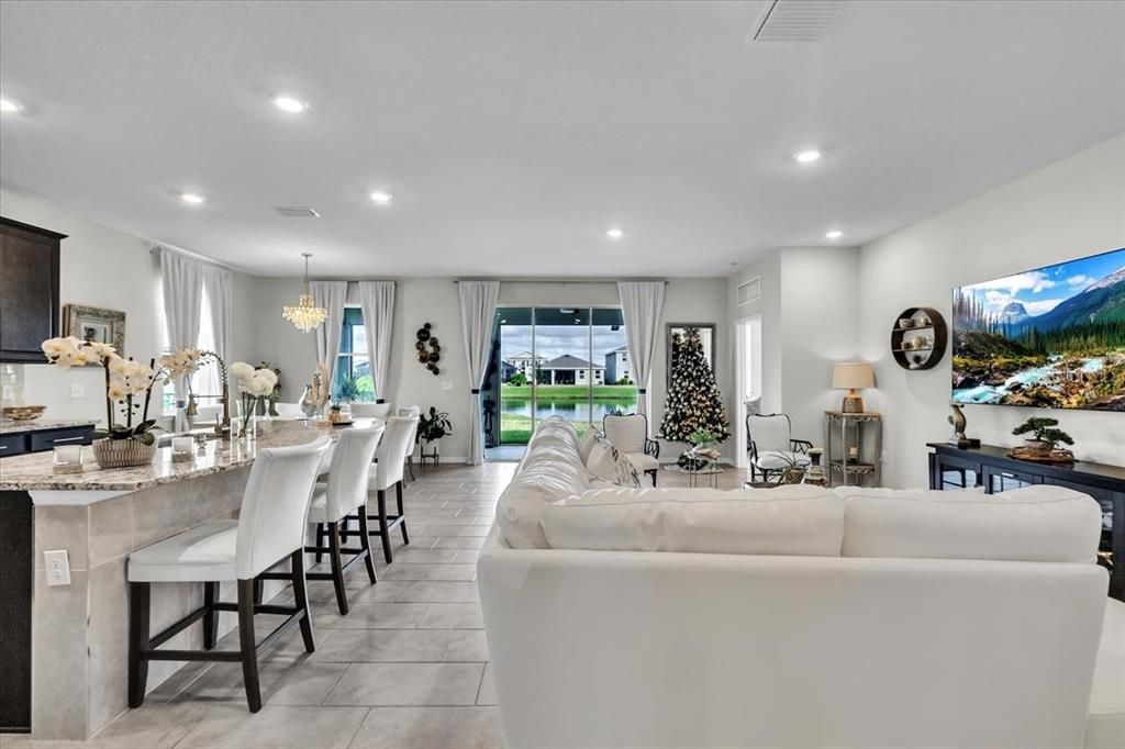 На продажу: $499,000 (3 спален, 2 ванн, 2045 Квадратных фут)