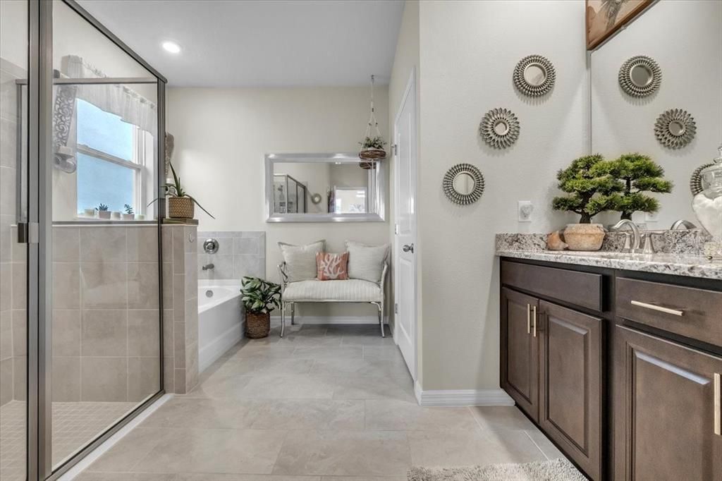 На продажу: $499,000 (3 спален, 2 ванн, 2045 Квадратных фут)