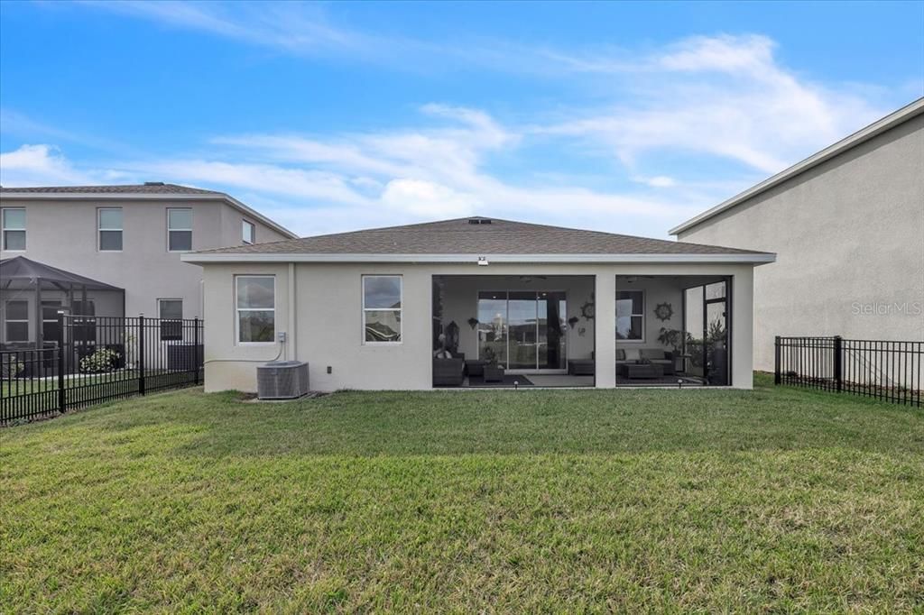 На продажу: $499,000 (3 спален, 2 ванн, 2045 Квадратных фут)