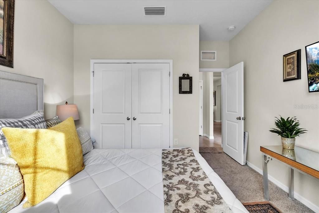 На продажу: $499,000 (3 спален, 2 ванн, 2045 Квадратных фут)