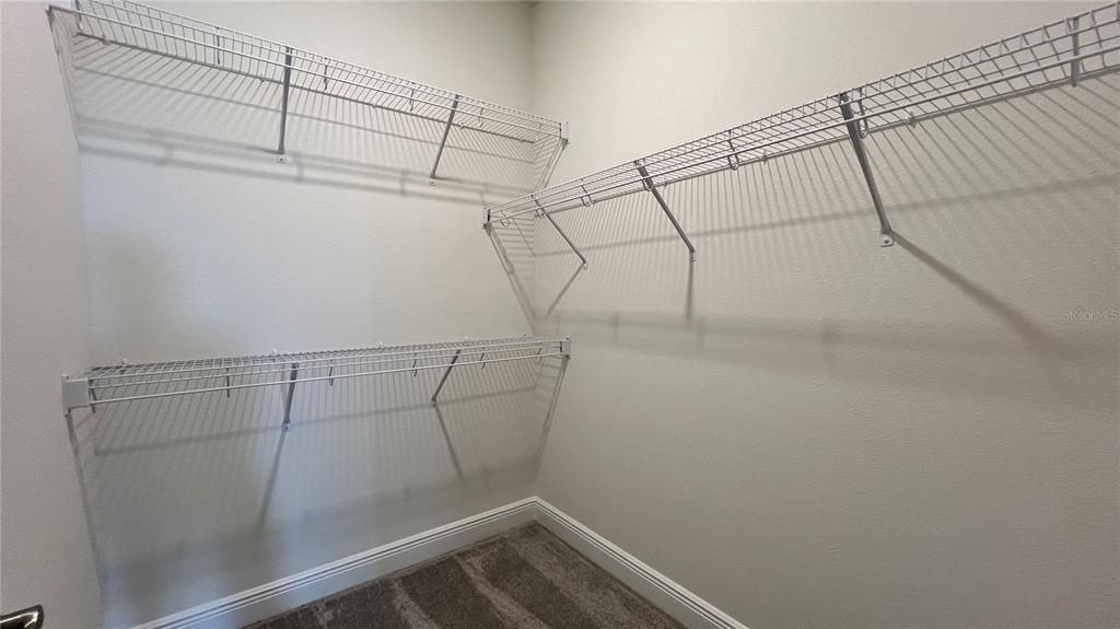 Под контрактом: $320,000 (3 спален, 2 ванн, 1433 Квадратных фут)