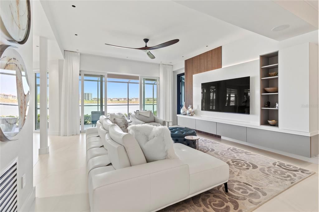 待售: $1,255,000 (2 贝兹, 2 浴室, 1983 平方英尺)