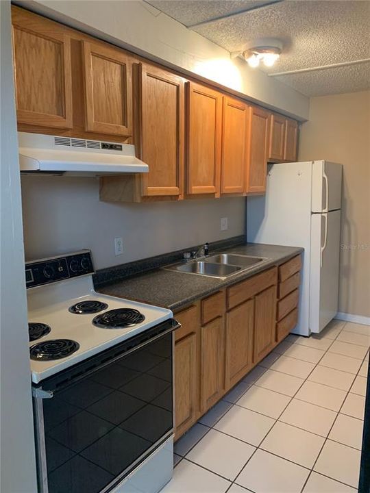 В аренду: $1,000 (1 спален, 1 ванн, 672 Квадратных фут)