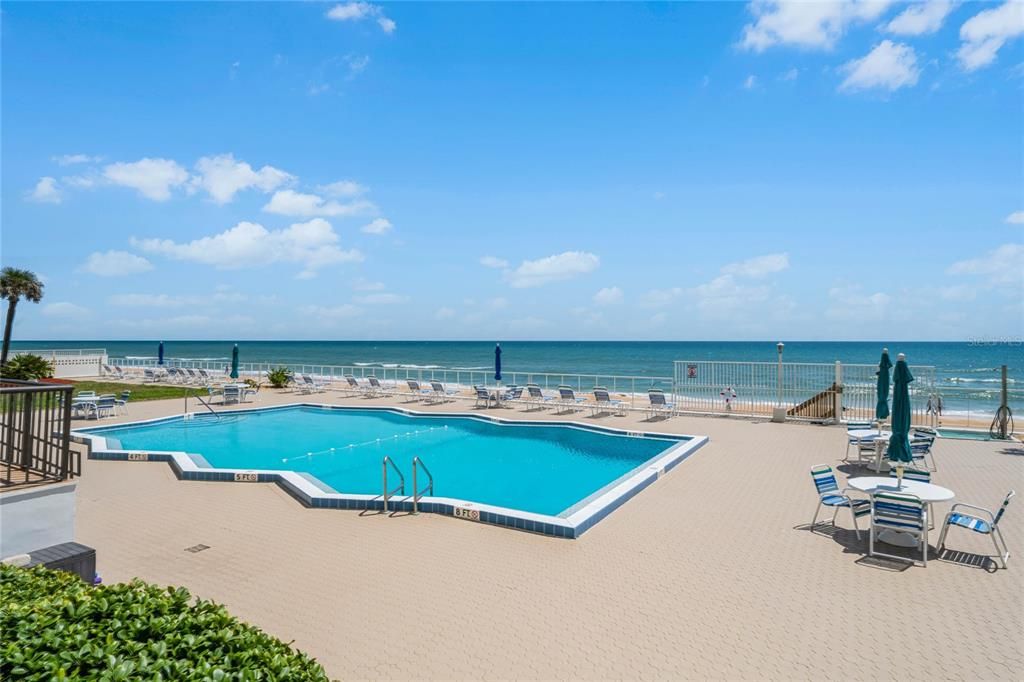 待售: $574,900 (2 贝兹, 2 浴室, 1360 平方英尺)