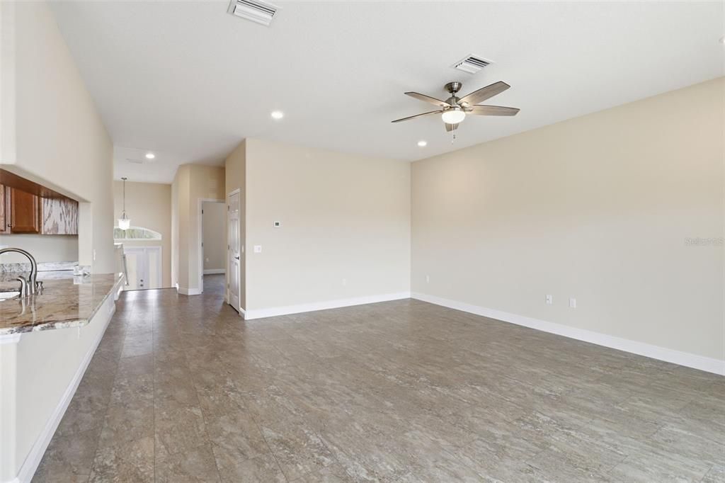 For Sale: $669,000 (3 beds, 2 baths, 1907 Square Feet)