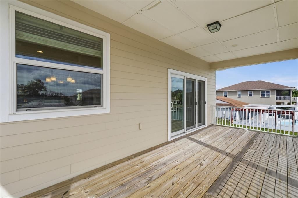 For Sale: $669,000 (3 beds, 2 baths, 1907 Square Feet)