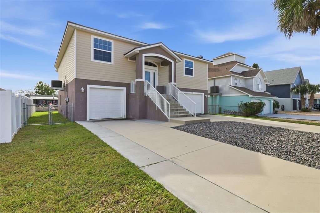 For Sale: $669,000 (3 beds, 2 baths, 1907 Square Feet)