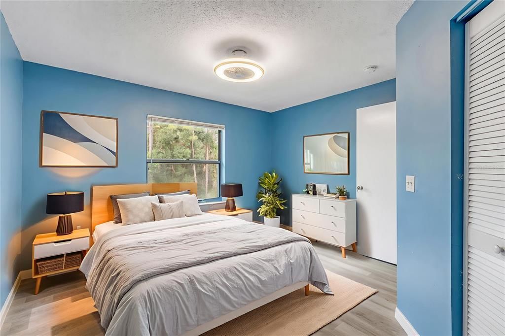 出租: $1,595 (2 贝兹, 2 浴室, 864 平方英尺)