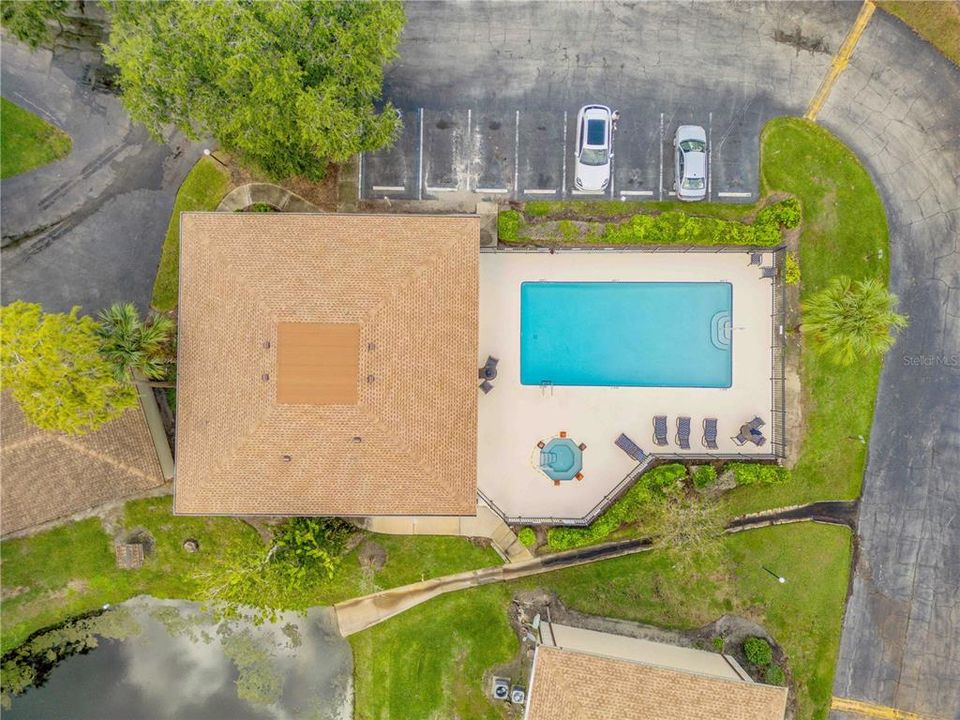 出租: $1,595 (2 贝兹, 2 浴室, 864 平方英尺)