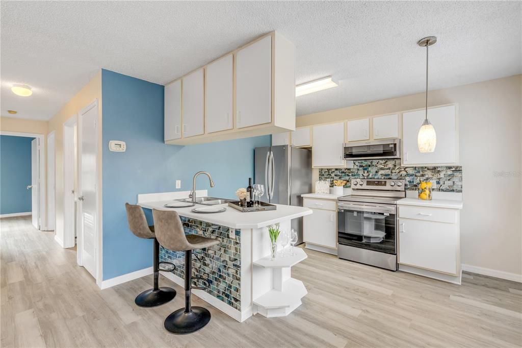 出租: $1,595 (2 贝兹, 2 浴室, 864 平方英尺)