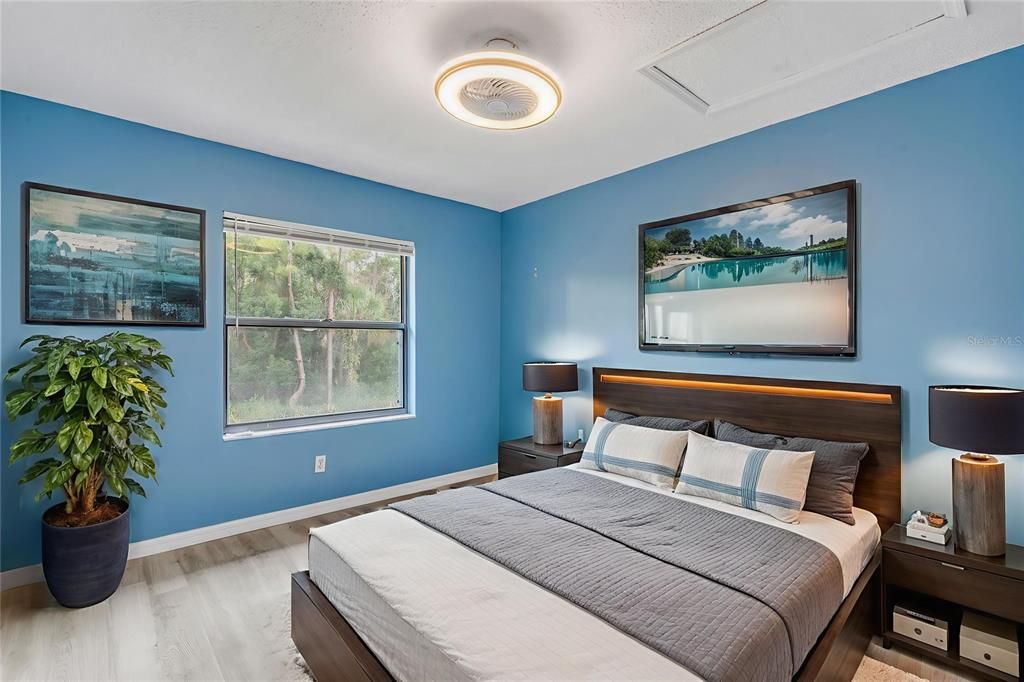 出租: $1,595 (2 贝兹, 2 浴室, 864 平方英尺)