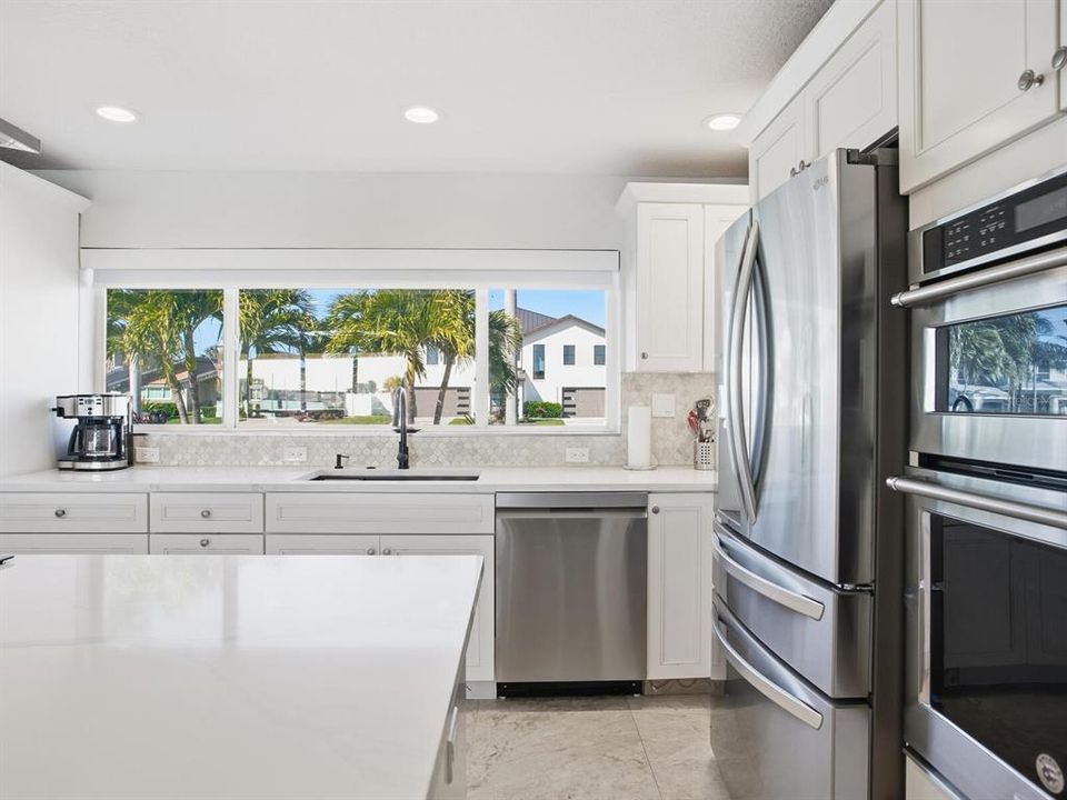 待售: $1,850,000 (4 贝兹, 3 浴室, 2153 平方英尺)