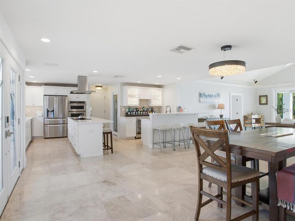 待售: $1,850,000 (4 贝兹, 3 浴室, 2153 平方英尺)