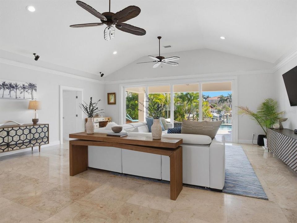 待售: $1,850,000 (4 贝兹, 3 浴室, 2153 平方英尺)