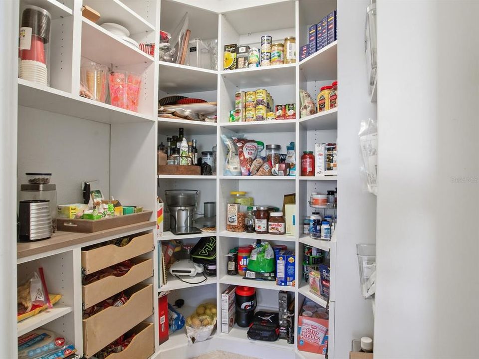 待售: $1,850,000 (4 贝兹, 3 浴室, 2153 平方英尺)