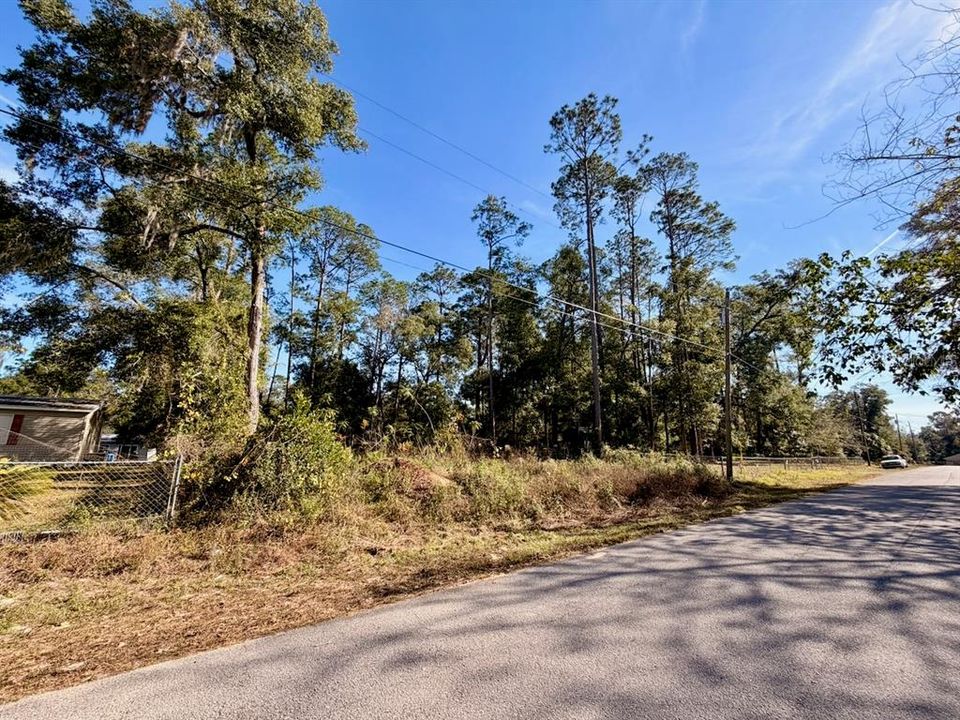 待售: $24,000 (0.25 acres)