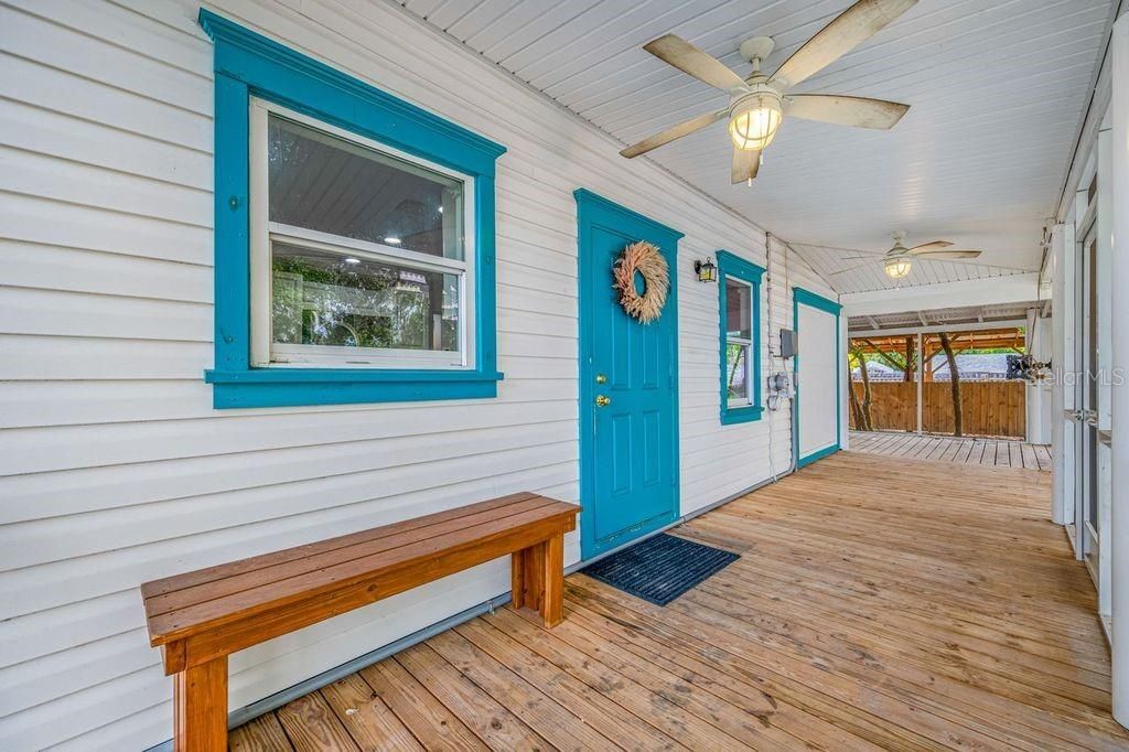 На продажу: $234,999 (2 спален, 1 ванн, 1032 Квадратных фут)