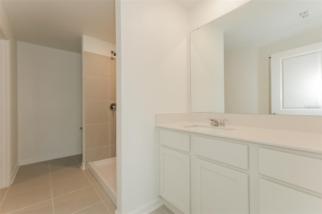 For Rent: $1,990 (4 beds, 3 baths, 2174 Square Feet)