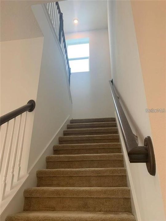 En Renta: $3,500 (4 camas, 3 baños, 3000 Pies cuadrados)