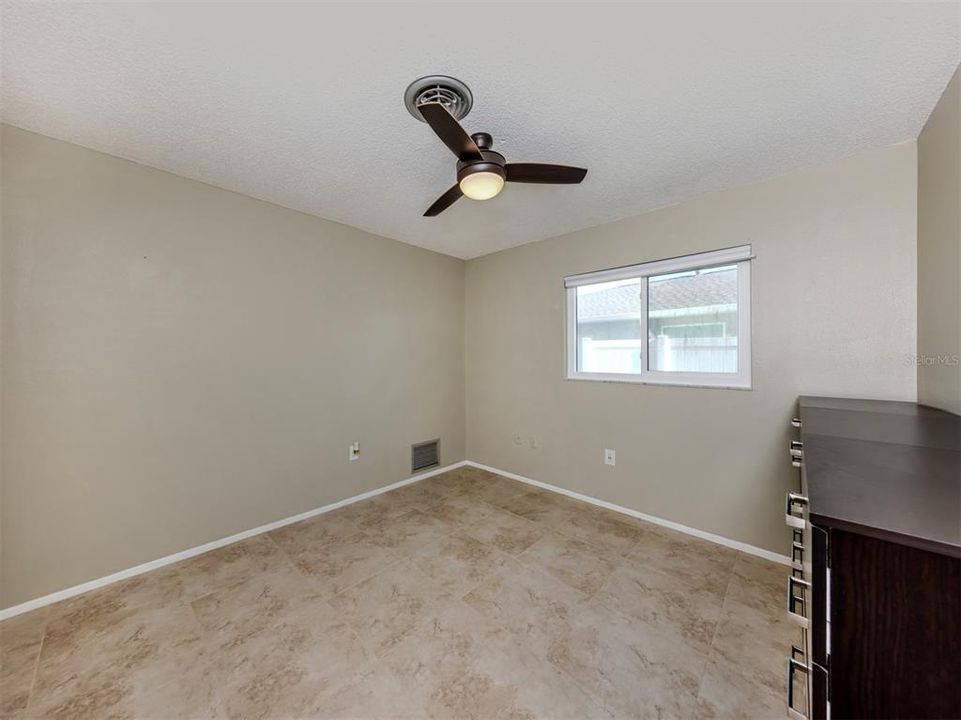 For Sale: $445,000 (3 beds, 2 baths, 1676 Square Feet)