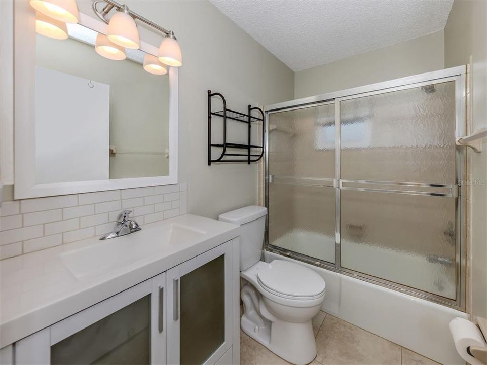 For Sale: $445,000 (3 beds, 2 baths, 1676 Square Feet)
