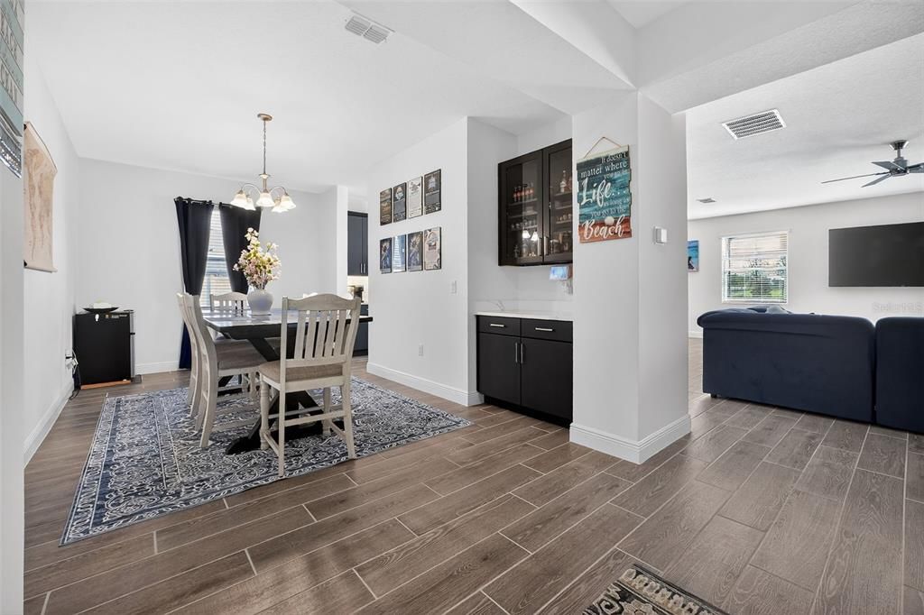 En Venta: $1,070,000 (7 camas, 5 baños, 4799 Pies cuadrados)