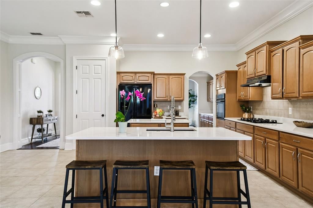 For Sale: $835,000 (4 beds, 2 baths, 3448 Square Feet)