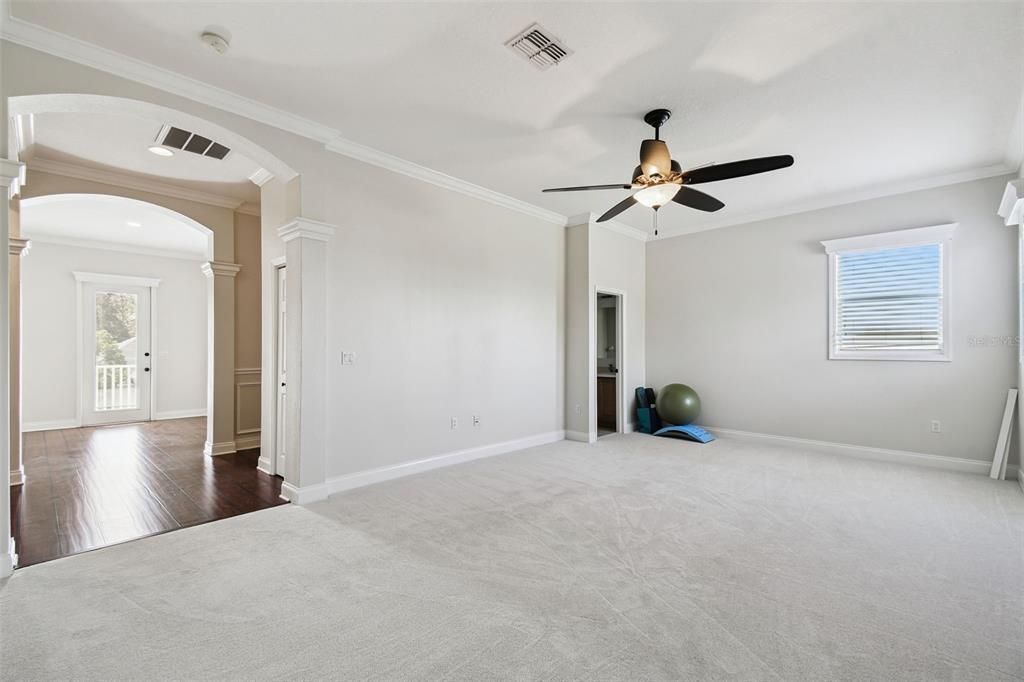 For Sale: $835,000 (4 beds, 2 baths, 3448 Square Feet)