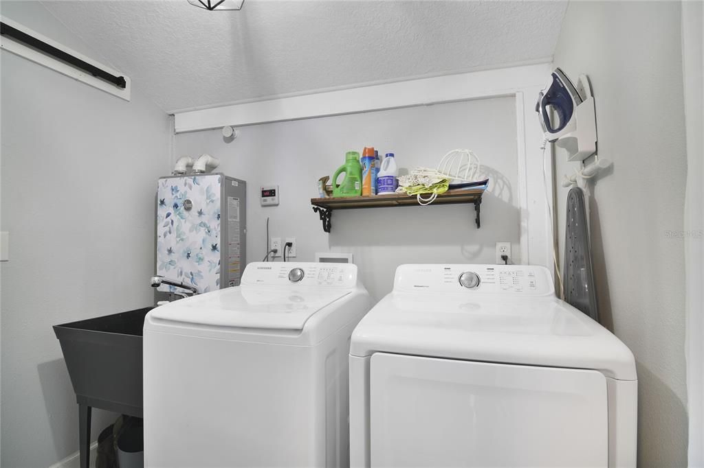 На продажу: $519,900 (4 спален, 3 ванн, 2288 Квадратных фут)