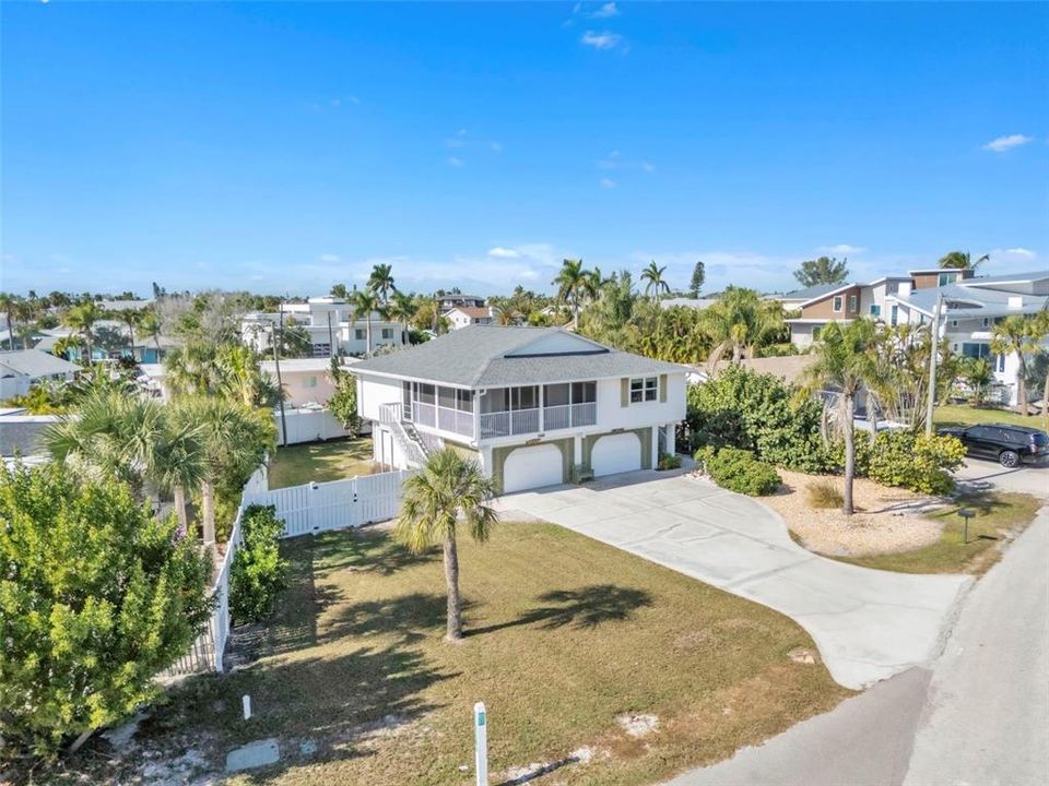 На продажу: $1,250,000 (2 спален, 2 ванн, 1248 Квадратных фут)