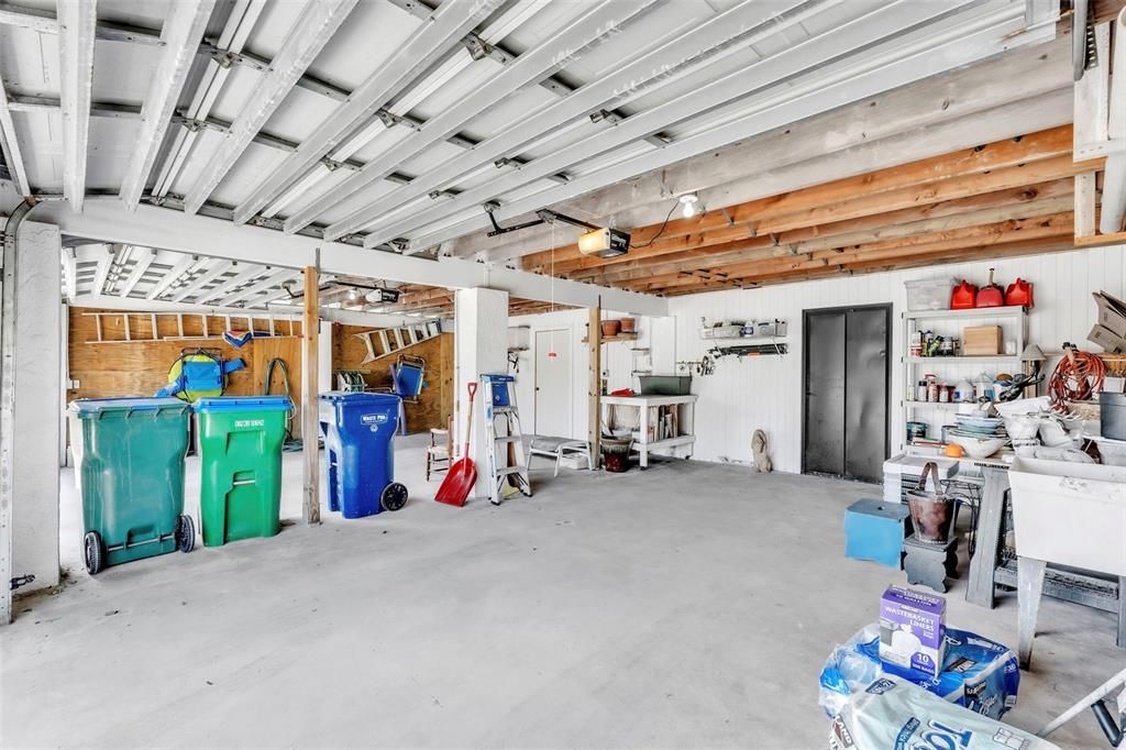 На продажу: $1,250,000 (2 спален, 2 ванн, 1248 Квадратных фут)