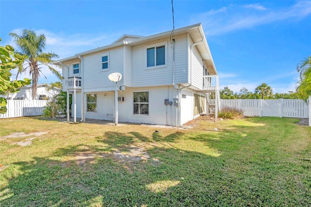 На продажу: $1,250,000 (2 спален, 2 ванн, 1248 Квадратных фут)