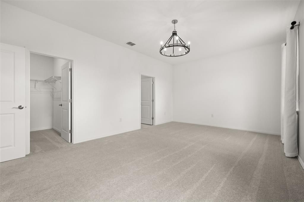 出租: $2,180 (4 贝兹, 3 浴室, 2210 平方英尺)