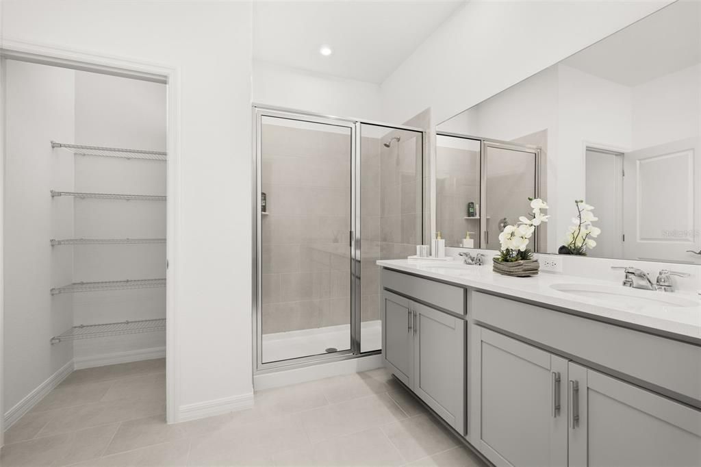 出租: $2,180 (4 贝兹, 3 浴室, 2210 平方英尺)