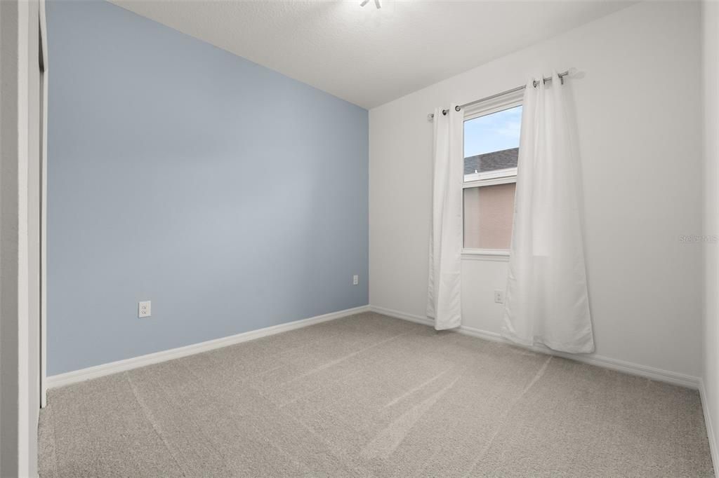 出租: $2,180 (4 贝兹, 3 浴室, 2210 平方英尺)