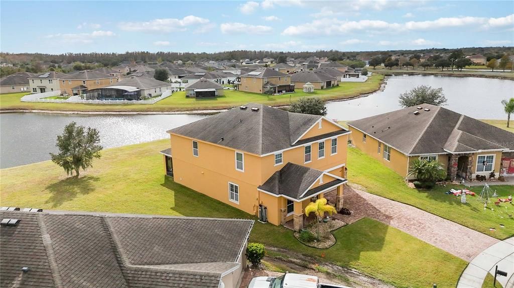 En Venta: $529,000 (5 camas, 3 baños, 3316 Pies cuadrados)