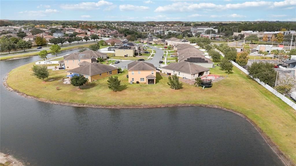 En Venta: $529,000 (5 camas, 3 baños, 3316 Pies cuadrados)