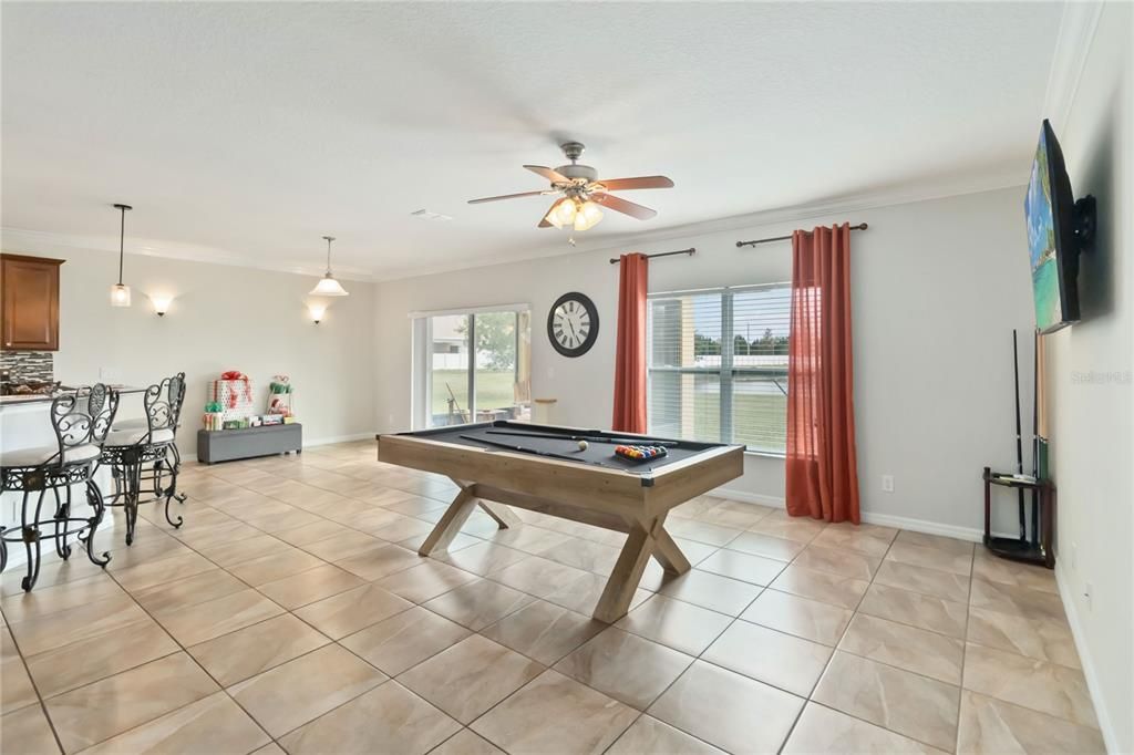 En Venta: $529,000 (5 camas, 3 baños, 3316 Pies cuadrados)