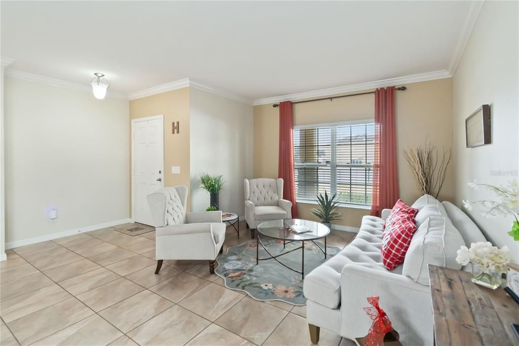 En Venta: $529,000 (5 camas, 3 baños, 3316 Pies cuadrados)