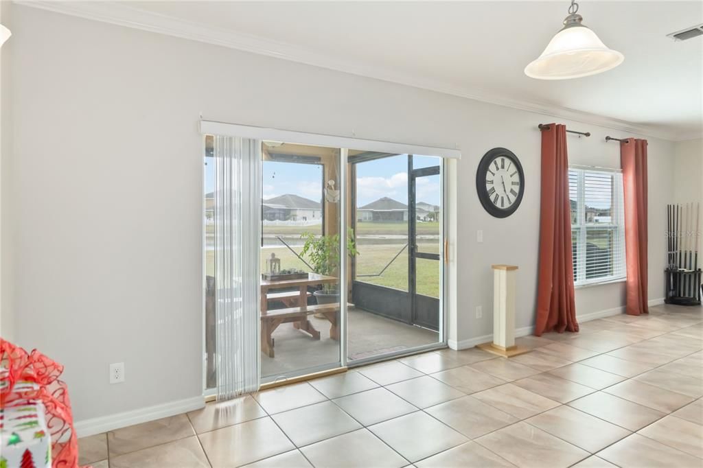 En Venta: $529,000 (5 camas, 3 baños, 3316 Pies cuadrados)