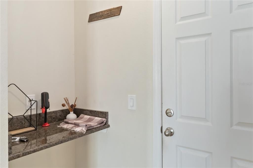 En Venta: $529,000 (5 camas, 3 baños, 3316 Pies cuadrados)