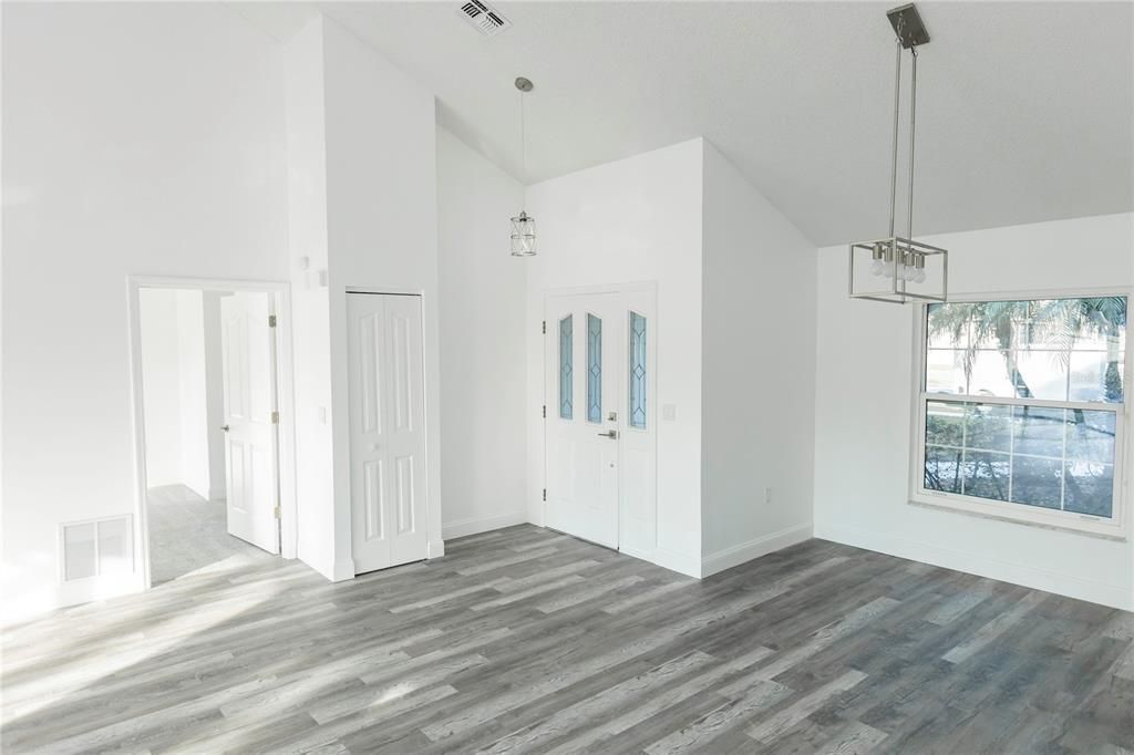 На продажу: $425,000 (3 спален, 3 ванн, 1510 Квадратных фут)