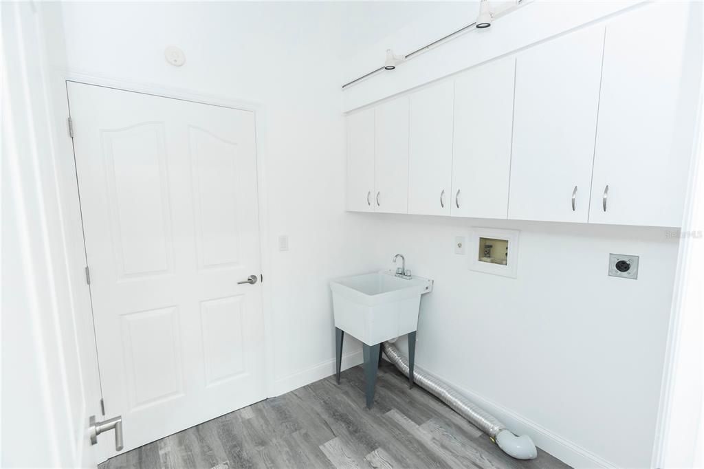 На продажу: $425,000 (3 спален, 3 ванн, 1510 Квадратных фут)