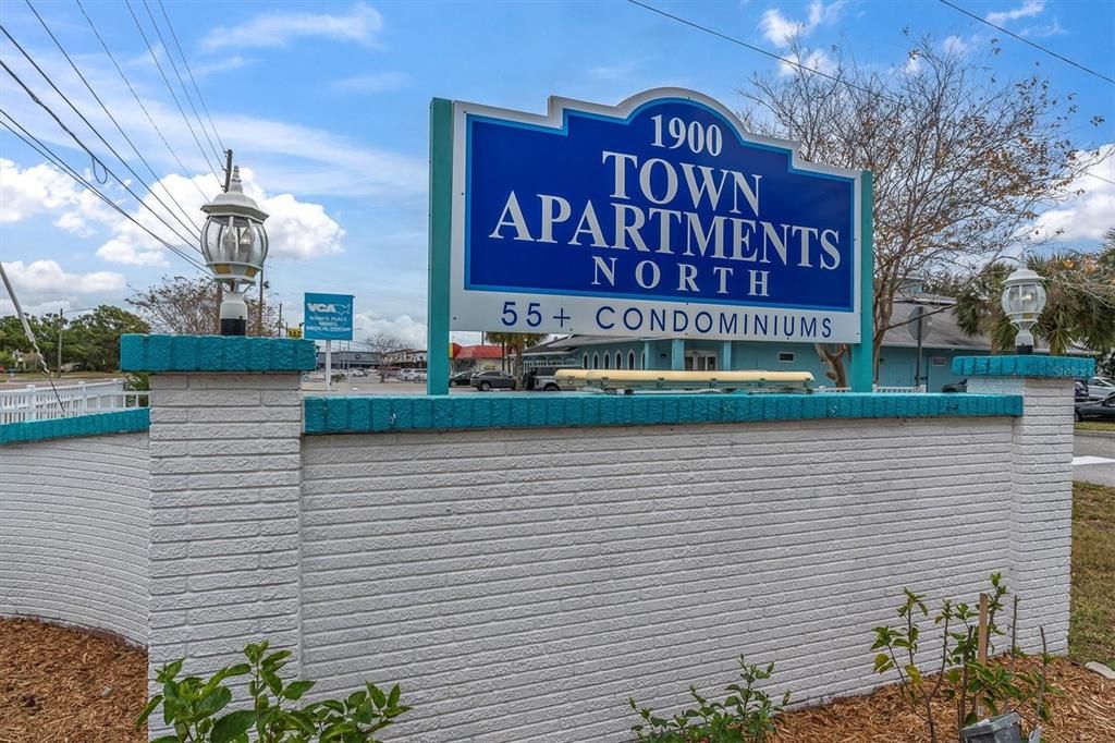 合同活跃: $59,900 (1 贝兹, 1 浴室, 680 平方英尺)