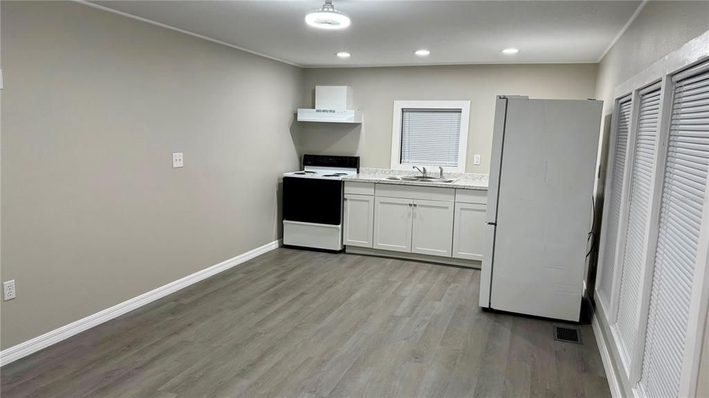 En Renta: $1,300 (2 camas, 1 baños, 750 Pies cuadrados)